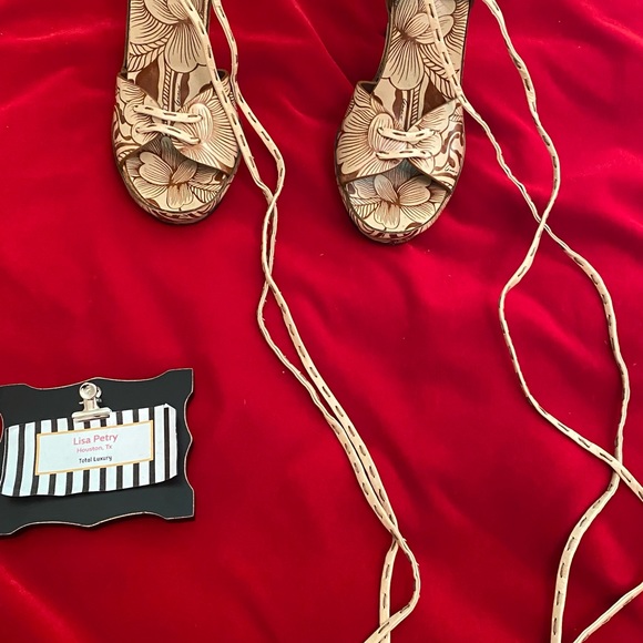 ♥️SOLD♥️Gucci leather sandals in brown/beige - Picture 8 of 13